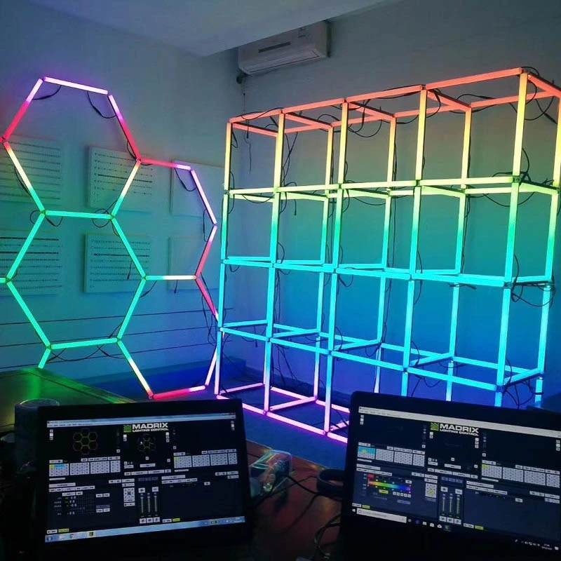 Tubos neon para creat formas y decorar eventos, controlados por computadora con madrix 5 - Tubos neón led - scratch perú.