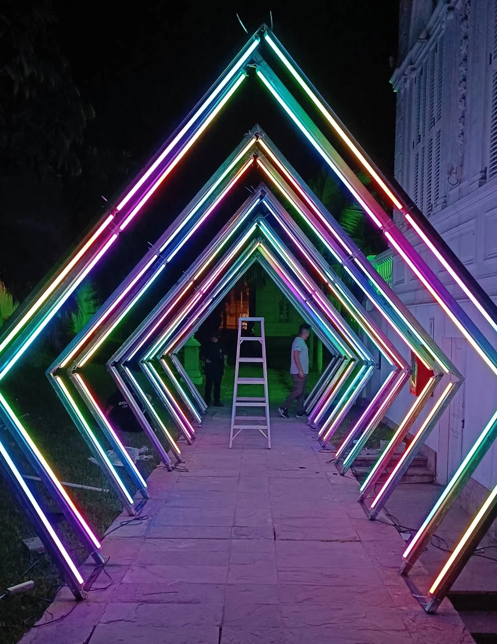 Tunel diamanate pixel led para eventos, Oppo