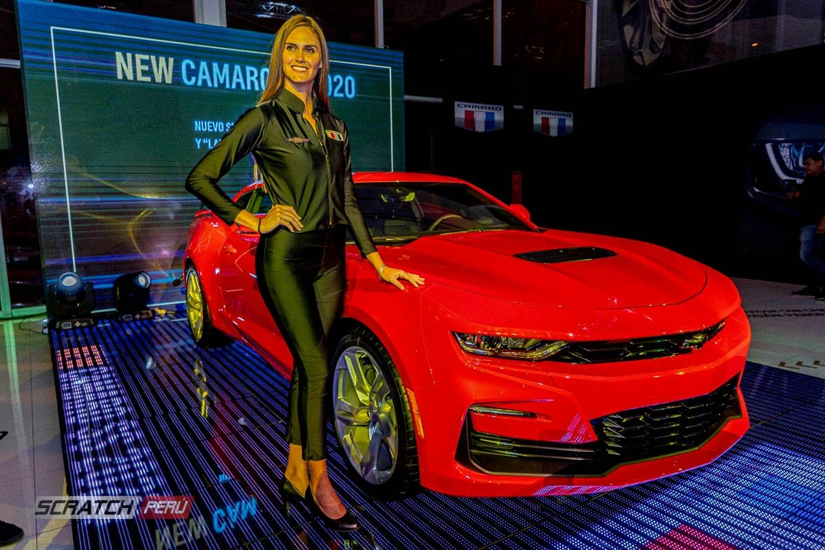 Instalacion de pisos video led p10 en la presentacion del chevrolet camaro ss 2020 - Chevrolet Camaro SS 2020 - scratch perú.
