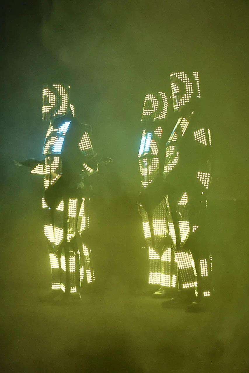 Robots Lightman show - Bienvenidos al Futuro Bitel - scratch perú.
